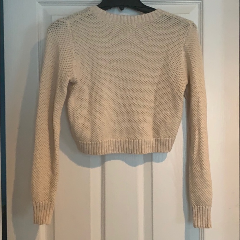 Urban Outfitters cropped sweater - Picture 2 of 3